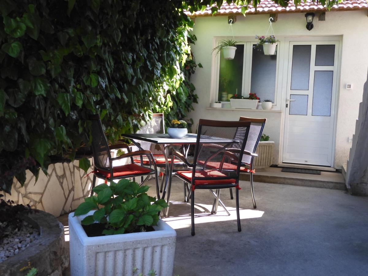 Jagoda Apartman Zrnovo Exterior foto